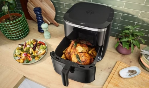 Screenshot_13-12-2025_14144_www.otto.de Air fryer Bosch Series 6, MAF671B0, 7.2l